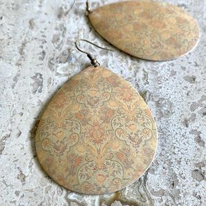 ✨Earrings✨ metal enamel coated print fishhook dangle brand-new boutique